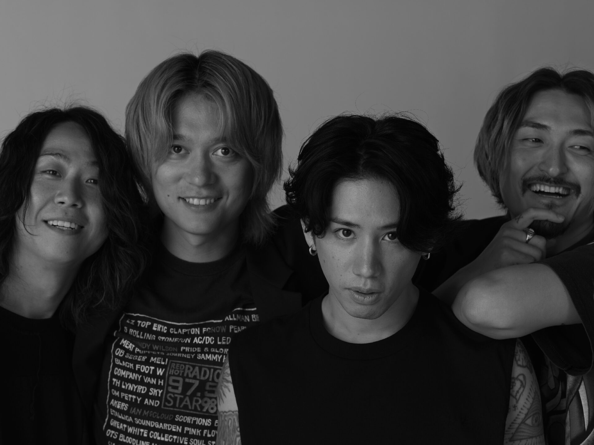 ONE OK ROCK ヴォーカルTakaにライブ直後インタビューした様子を9/21朝 